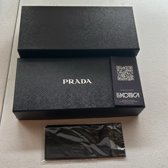 Women’s Black Prada Sunglasses New with box but no Price tag. - Picture 10 of 16